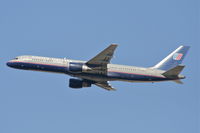 N514UA @ KLAX - United Airlines Boeing 757-222 , N514UA 25R departure KLAX. - by Mark Kalfas