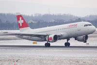 HB-IJI @ VIE - Swiss Airbus A320-214 - by Joker767