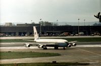 58-6971 @ LHR - 86th Military Airlift Wing VC-137B taxying to the VIP terminal at Heathrow in May 1977. - by Peter Nicholson