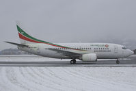 VQ-BBO @ LOWS - Tatarstan 737-500