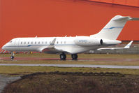 N700KS @ EGGW - Global Express arriving at Luton - by Terry Fletcher