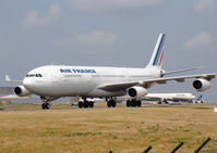 F-GLZS @ LFPG - Air France - by vickersfour