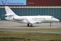 OE-HTO @ EGGW - Austrian registered Falcon 2000EX pulls off stand at Luton - by Terry Fletcher