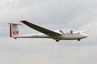 G-CKLW @ X5SB - Schleicher ASK-21 at the Yorkshire Gliding Club, Sutton Bank, UK in 2006. - by Malcolm Clarke