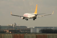 TC-APH @ EBBR - Flight H9 801 is descending to RWY 25L - by Daniel Vanderauwera
