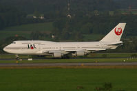 JA8086 @ LSZH - Japan Airlines 747-400
