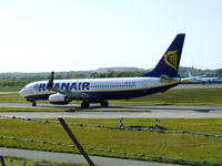 EI-DLE @ EGPH - Ryanair B738 Taxiing to runway 06 - by Mike stanners