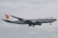 B-2475 @ LOWW - Air China 747-400