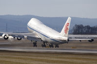 B-2409 @ LOWW - Air China 747-400