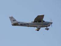 N53570 @ LAL - Cessna 172S - by Florida Metal
