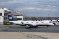 N123HQ @ KDCA - ERJ 170-200 LR