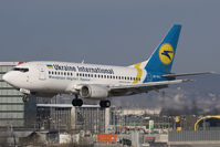 UR-GAJ @ LOWW - Ukraine International 737-500