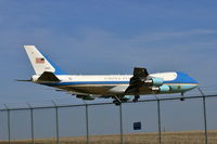 92-9000 @ CID - Final approach, runway 9 - by Glenn E. Chatfield