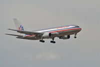 N328AA @ KLAX - American Airlines Boeing 767-223 N328AA, 7R approach KLAX. - by Mark Kalfas