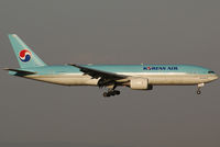 HL7765 @ VIE - Korean Air Boeing 777-2B5(ER) - by Joker767