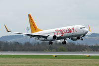 TC-AAO @ LOWL - Pegasus Airlines Boeing B737-86N landing on RWY27 in LOWL/LNZ - by Janos Palvoelgyi