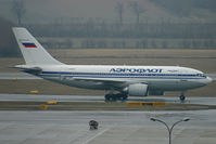 F-OGQU @ LOWW - Aeroflot A310-300 - by Andy Graf-VAP