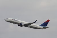 N3748Y @ KLAX - Boeing 737-800 - by Mark Pasqualino