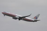 N982AN @ KLAX - Boeing 737-800 - by Mark Pasqualino