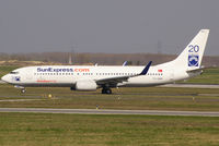 TC-SNG @ VIE - SunExpress  Boeing 737-8HC(WL) - by Joker767