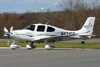N431CD @ KEHO - Never flown in a Cirrus, but they sure look sleek. - by Jamin