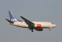 LN-RCU @ EBBR - Arrival of flight SK4743 to RWY 02 - by Daniel Vanderauwera