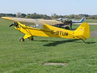 G-BTUM - At White Waltham - by Michael Foster