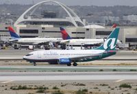 N330AT @ KLAX - Boeing 737-700 - by Mark Pasqualino