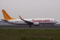 TC-AAL @ LOWW - Pegasus Airlines - by Delta Kilo