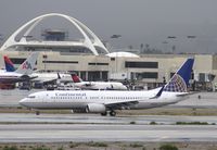 N12221 @ KLAX - Boeing 737-800