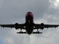 HA-LPQ @ EDLW - Wizz Air; Airbus 320-232 - by Robert_Viktor