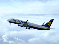 EI-EBA @ EGPH - Ryanair 5579 get airborne from runway 24 - by Mike stanners