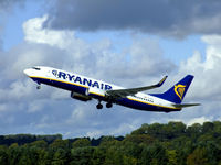 EI-EFK @ EGPH - ryanair 6663 departs runway 24 at EDI - by Mike stanners