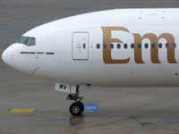 A6-EMV @ EDDL - Emirates, Boeing 777-31H - by Robert_Viktor