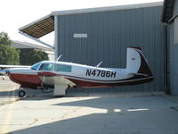 N4786H @ SZP - 1979 Mooney M20J 201, Lycoming IO-360 A&C 200 Hp, stunning new paint design and finish - by Doug Robertson