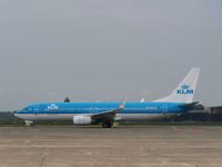 PH-BXI @ EHRD - 737 OF KLM FOR TRANSAVIA FLIGHT TO RHODOS HV395 - by edd