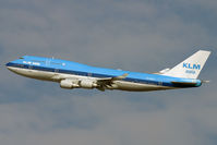PH-BFP @ LOWW - KLM 747-400