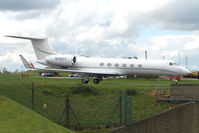 N702TY @ EGGW - 2000 Gulfstream Aerospace G-V at Luton - by Terry Fletcher