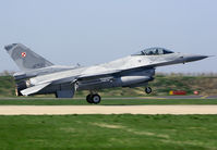 4055 @ EHLW - Poland AF F-16C 4055 on landing on runway 06 at Leeuwarden AB, The Netherlands, during Frisian Flag 2010 - by Nicpix Aviation Press/Erik op den Dries