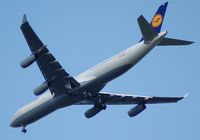 D-AIGX @ EDDF - Lufthansa - by Jan Lefers