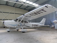 D-EWIT @ EHRD - Inside hangar at Rotterdam - by ghans