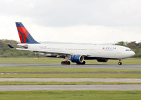 N856NW @ EGCC - Delta Airlines - by vickersfour
