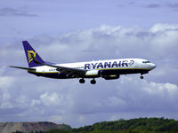 EI-DYZ @ EGPH - Ryanair 6YD  on Finals for  runway 06 - by Mike stanners