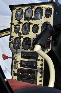 F-GLOF @ LFFQ - cockpit view - by Volker Hilpert
