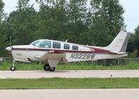 N3228W @ 06C - Beech A36, N3228W, arriving RWY 11 06C (Schaumburg, IL). - by Mark Kalfas