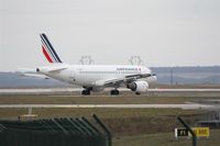 F-GRXF @ LFPG - on taxi at CDG whis new AirFrance paint - by juju777