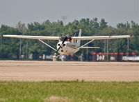 N3089U @ KDPA - Cessna 172E, N3098U taxiing to the ramp at KDPA. - by Mark Kalfas
