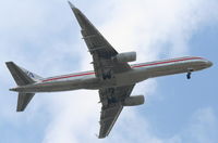 N178AA @ KORD - American Airlines Boeing 757-223, N178AA RWY 4R approach KORD. - by Mark Kalfas