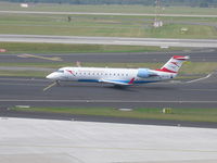 OE-LCL @ EDDL - Austrian, Canadair CL-600-2B19 Regional Jet CRJ-200LR, CN: 7167, Airkraft Name: Oslo - by Air-Micha