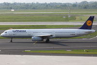 D-AIRE @ EDDL - Lufthansa, Airbus A321-131, CN: 484, Aircraft Name: Osnabrück - by Air-Micha